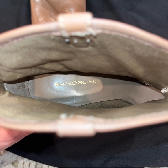 Womens Bandolino Taupe Leather Wedge Booties Size 9.5 - Picture 10 of 10